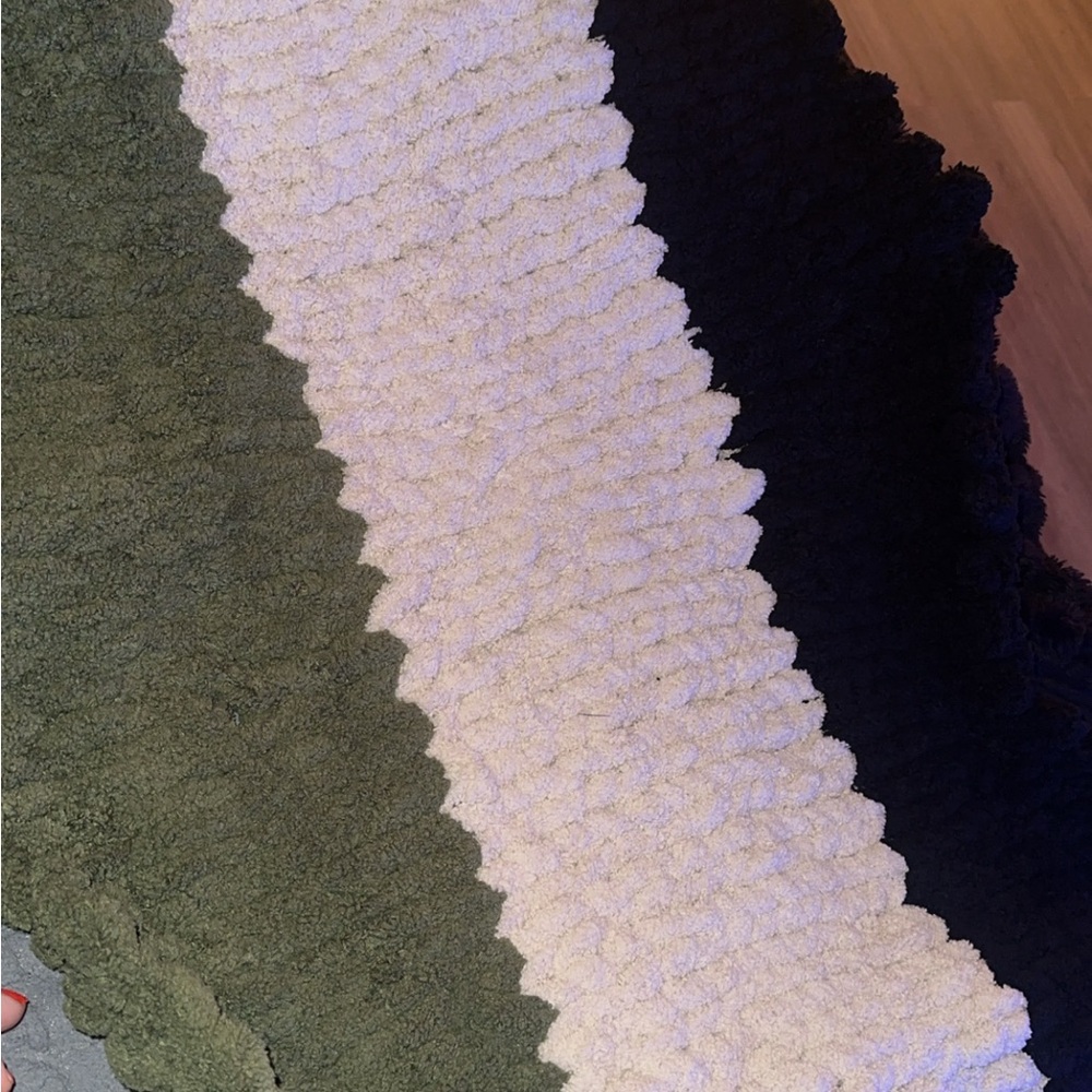 Cozy Textured Throw Blanket - Green, Cream, Black